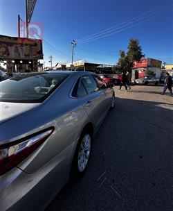 تۆیۆتا کامری